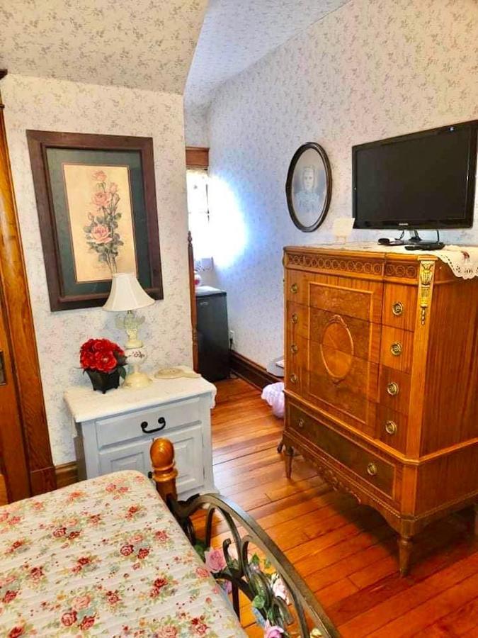 Historic 1912 Hoover House Bed And Breakfast Waynesboro Екстериор снимка
