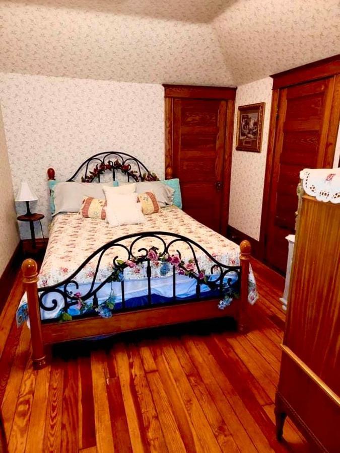 Historic 1912 Hoover House Bed And Breakfast Waynesboro Екстериор снимка